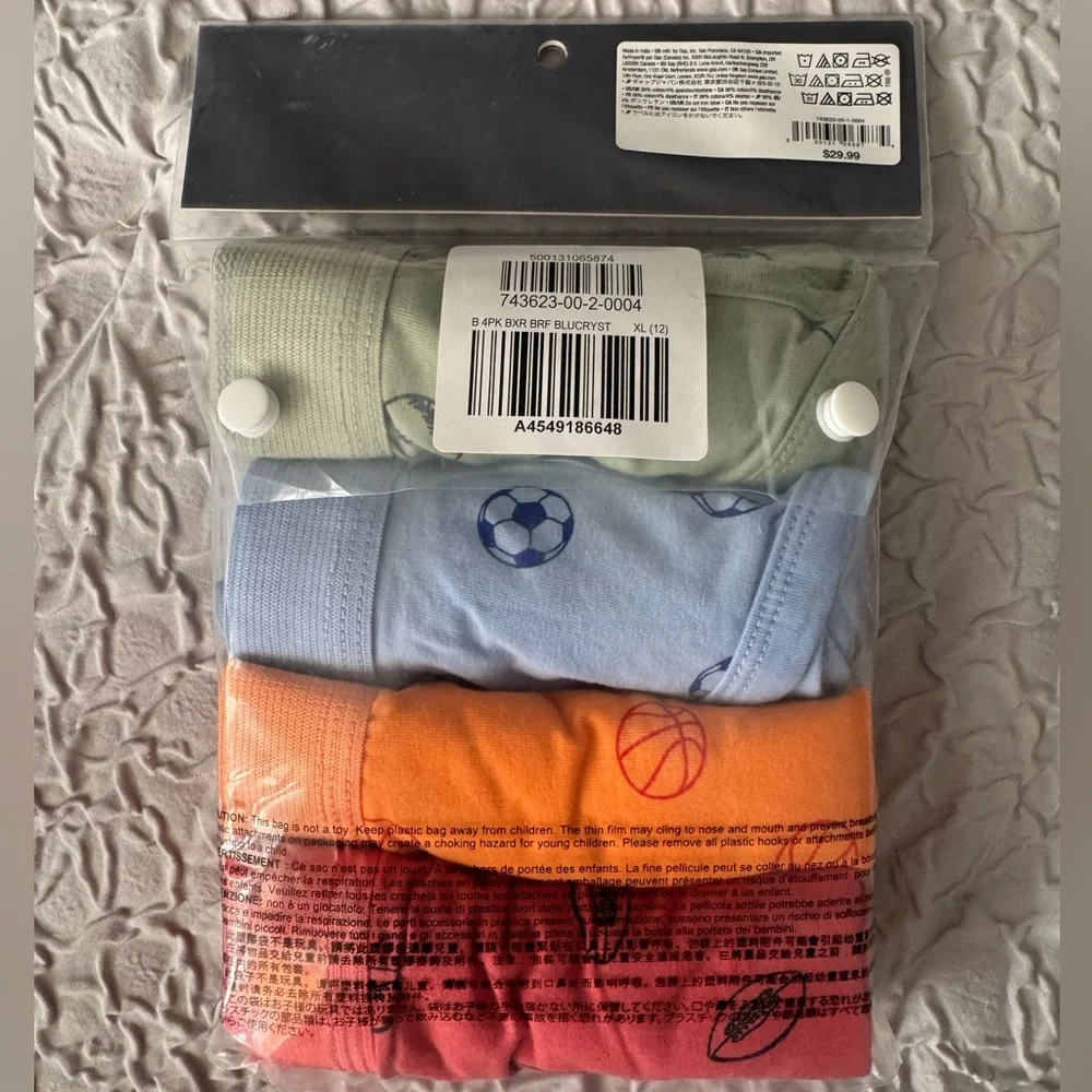 NWT Boys GAP Briefs underwear Size XL (12)